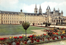 14 CAEN L'hotel De Ville Et L'église St Etienne éditions Combier (Scans R/V) N° 13 \MO7069 - Caen