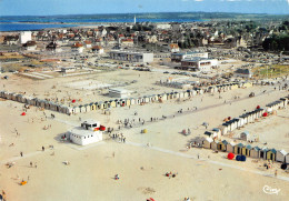 14 Ouistreham Riva-Bella Le Centre Et La Plage éditions CIM (Scans R/V) N° 40 \MO7069 - Ouistreham