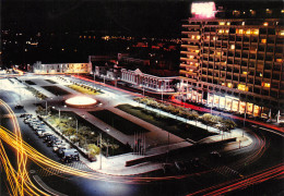 SENEGAL  Dakar Place De L'indépendance De Nuit   (Scans R/V) N° 33 \MP7101 - Senegal