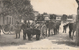 CPA - 13 - Marseille - Caserne Beauveau - 9 ème Hussard - Mitrailleuses - Non Classés