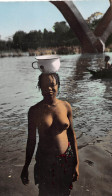 COTE D IVOIRE Jeune Baigneuse Sur Les Bords Du Bandana SEINS NUS Nude Naked éditions ESTEL (Scans R/V) N° 8 \MP7109 - Ivoorkust