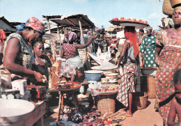 BENIN Ex Dahomey COTONOU Le Marché édition Rouille (Scans R/V) N° 20 \MP7110 - Benín