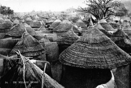 BURKINA FASO Ex Haute-Volta Village Au Pays Mossi Carte Vierge Non Voyagé (2 Scans) N°44 \MP7111 - Burkina Faso