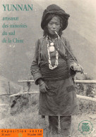 YUNNANjeune Femme  Artisanat Des Minorités Du Sud Frontière Viet Nam LAOS Et Birmanis (2 Scans) N° 42 \MP7116 - Cina