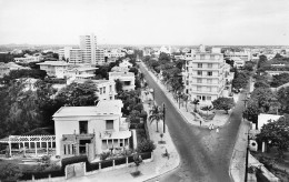 SENEGAL DAKAR  Avenue Vue Du Plateau Photo Véritable Non Circulé éditions Robel (Scan R/V) N° 17 \MP7118 - Sénégal