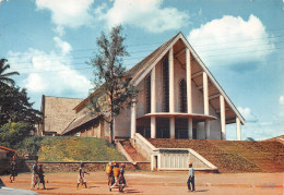 CAMEROUN YAOUNDE La Cathédrale Vierge Non Circulé édition Mexichrome Hoa-Qui (Scan R/V) N° 27 \MP7120 - Kameroen