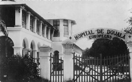 CAMEROUN DOUALA  Hôpital Des Européens éditions Africaines  (Scan R/V) N° 34 \MP7121 - Camerún