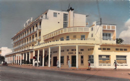 CAMEROUN DOUALA L'hotel AKWA PALACE  éditions REMOND Carte Vierge Non Circulé (Scan R/V) N° 2 \MP7121 - Cameroun