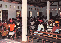 CAMEROUN MAROUA CTM Centre Technique Les élèves  KFZ-CLUB Carte Vierge Non Circulé  (Scan R/V) N° 28 \MP7122 - Camerun