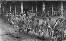 CAMEROUN BANDJOUM Danses Bamiléké  Vierge Non Circulé édition Guerpillon Douala (Scan R/V) N° 32 \MP7123 - Kameroen