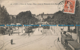 R031755 Lyon. Cours Du Verdun. Place Carnot Et Monument De La Republique. No 45 - World