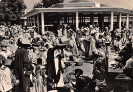 GUINEE Française  KANKAN Le Marché   (Scan R/V) N° 28 \MP7131 - Guinea Francesa