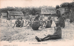 Congo - Chez Les Batékés - Farniente Coll SHO Batéké (Scan R/V) N° 46 \MP7131 - Other & Unclassified