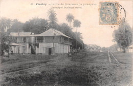 GUINEE Française  CONAKRY La Rue Du Commerce (la Principale) (Scan R/V) N° 11 \MP7133 - Guinée Française