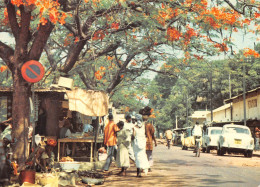 GUINEE Française  CONAKRY La Rue Du Marché  (Scan R/V) N° 16 \MP7133 - Guinea Francesa