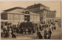 CONSTANTINE (Algérie) - Marché Et Théatre - Voiture à Cheval - Belle Animation - Konstantinopel