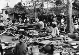 BENIN Ex Dahomey Le Marché De PORTO-NOVO Beau Timbre Au Dos  (Scan R/V) N° 75 \MP7135 - Benín