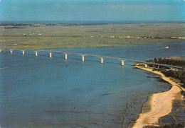 17  LA TREMBLADE - MARENNES Le Pont De La Seudre (Scan R/V) N° 28 \MP7137 - Marennes