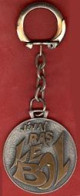 ** PORTE - CLEFS  RAS  LE  BOL ** - Key-rings