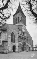 17   JONZAC La Façade De L'église   (Scan R/V) N° 35 \MP7137 - Jonzac