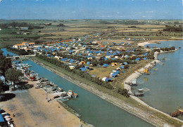 17   MESCHERS - Vue Générale Camping Et Port (Scan R/V) N° 46 \MP7137 - Meschers