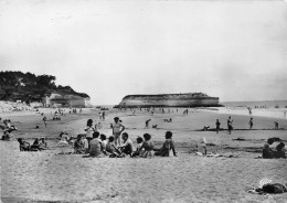 17   MESCHERS - Plage Des Vergnes  (Scan R/V) N° 51 \MP7137 - Meschers