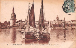 17 LA ROCHELLE Les Chantiers De Construction (Scan R/V) N° 24 \MP7139 - La Rochelle