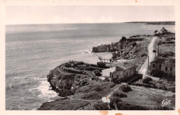 17 SAINT-GEORGES-DE-DIDONNE  VALLIERES La Corniche  (Scan R/V) N° 31 \MP7140 - Saint-Georges-de-Didonne