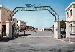 17 ROCHEFORT-SUR-MER Base 721 école Technique De L'Armée De L'AIR  (Scan R/V) N° 17 \MP7143 - Rochefort