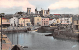 17 île De Ré SAINT-MARTIN-DE-Ré  Vue Générale Sur Le Port (Scan R/V) N°28  \MP7144 - Saint-Martin-de-Ré