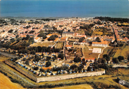 17 île De Ré SAINT-MARTIN-DE-RÉ  Vue Aérienne Sur Le Camping Municipal  (Scan R/V) N°47 \MP7144 - Saint-Martin-de-Ré