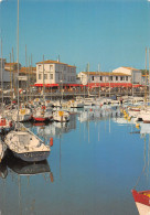 17 île De Ré SAINT-MARTIN-DE-RÉ  Le Bassin à Flot Restaurant Le St HUBERT (Scan R/V) N°63 \MP7144 - Saint-Martin-de-Ré