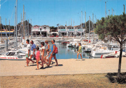 17 Oléron BOYARDVILLE  Le Port De Plaisance  (Scan R/V) N° 66 \MP7146 - Ile D'Oléron