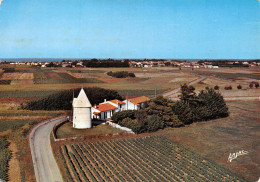 17 île D'Oléron Le Moulin De La Brée (Scan R/V) N° 22 \MP7147 - Ile D'Oléron