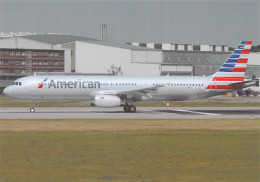 Airbus A321-231  AMERICAN AIRLINES  Hamburg Finkenwerder 2014 Avion Aviation  édition Flying (Scan R/V) N° 16 \MP7153 - 1946-....: Era Moderna