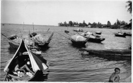 GABON Barques Sur L'Ogooué à Franceville Photo Studio PARAISO AEF Libreville Pirogues (Scan R/V) N° 48 \MP7161 - Gabon