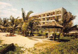 GABON LIBREVILLE La Plage De L'hotel GAMBA  édition TROLEZ  (Scan R/V) N° 20 \MP7162 - Gabon