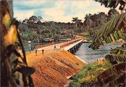 GABON  LAMBARENE Le Pont Sur L'Ogooué édition Trolez  (Scan R/V) N° 6 \MP7163 - Gabun