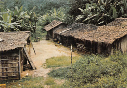 GABON Un Campement En Forêt  éditions Trolez Libreville  (Scan R/V) N° 1 \MP7164 - Gabon