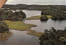 GABON  LAMBARENE Ogoué Région Des Lacs éditions Trolez Libreville  (Scan R/V) N° 4 \MP7164 - Gabun