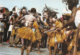 GABON Danseur Ndjobi Haut Ogoué édition Tropic Libreville Carte Vierge Non Circulé (Scan R/V) N° 47 \MP7164 - Gabon