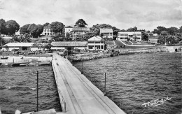 GABON Libreville Le Jetée   éditions Au Messager  (Scan R/V) N° 1 \MP7165 - Gabon