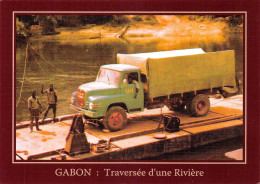 GABON LIBREVILLE Traversée De L'Ivindo D'un Camion SATA  Carte Vierge (Scan R/V) N° 81 \MP7165 - Gabon