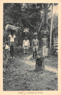 Gabon  MOUILA Porteurs En Voyage édition Braun (Scan R/V) N° 40 \MP7166 - Gabón