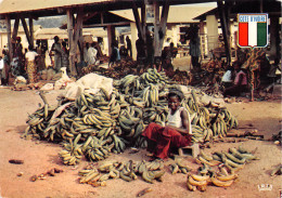 COTE D'IVOIRE Bananes Plantains Au Marché Abidjan Carte Vierge  Non Circulé  (Scan R/V) N° 2 \MP7167 - Ivoorkust