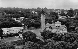 GUINEE CONAKRY La Cathédrale  éditions COGEX    (Scan R/V) N° 29 \MP7168 - Guinea Francese