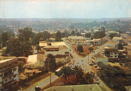 CAMEROUN YAOUNDE  Vue Depuis L'immeuble CNPS   éditions I.M.A  (Scan R/V) N° 1 \MP7170 - Camerun