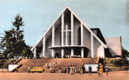 CAMEROUN YAOUNDE    La Cathédrale   éditions Printania  (Scan R/V) N° 4 \MP7170 - Cameroon