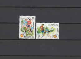 Spain 1981 Football Soccer World Cup Set Of 2 MNH - 1982 – Espagne