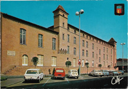 82. MONTAUBAN. L'ANCIEN COLLEGE. MAISON DE LA CULTURE. VOITURES ANCIENNES. 1978. - Montauban